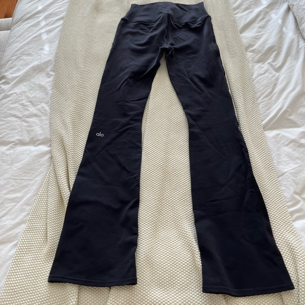 Alo Yoga Flared Leggings